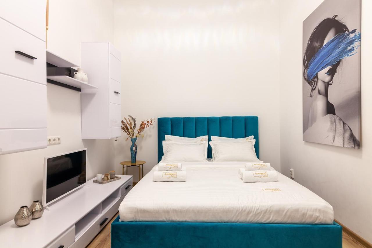 Avangard Mentsynskoho 3 Apartament *